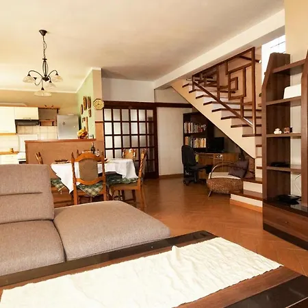 House Pula