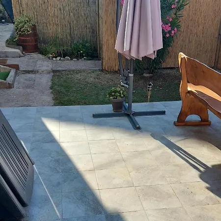 House * Póla