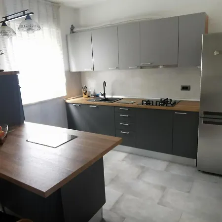 House Apartman *